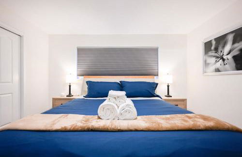 @ Marbella Lane - Exquisite Home 3BR - Photo 42