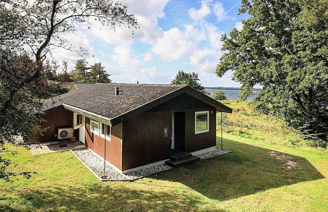 8 Person Holiday Home in Skals - Photo 32