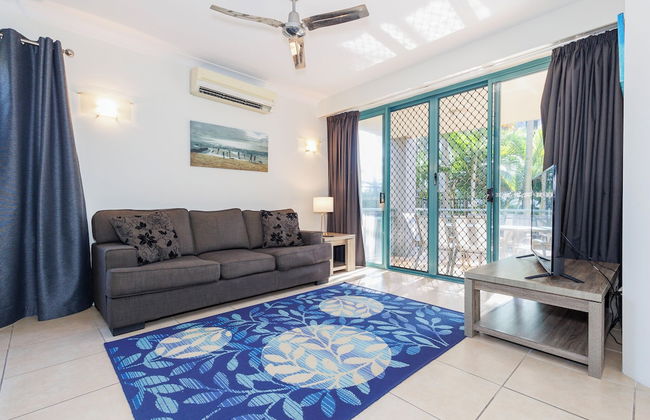 Currumbin Sands Holiday Apartments - Photo 10