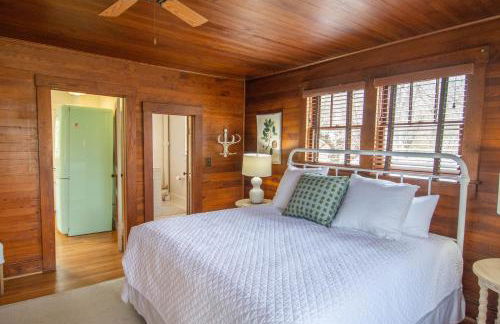 Walk to Downtown West Jefferson! Farmers Market, Breweries & MORE - Foto 15