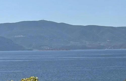 Country house by the Sea 200m & Sea View with garden - Foto 2