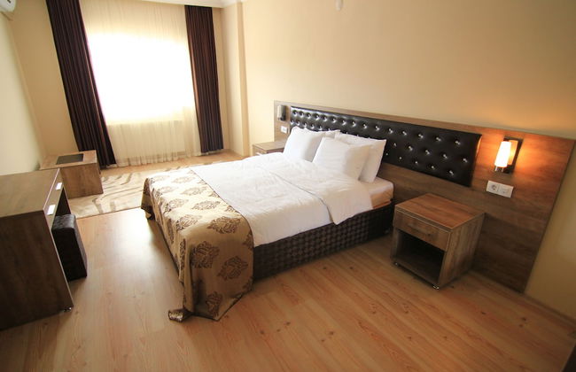 Royal Life Residence - Photo 8