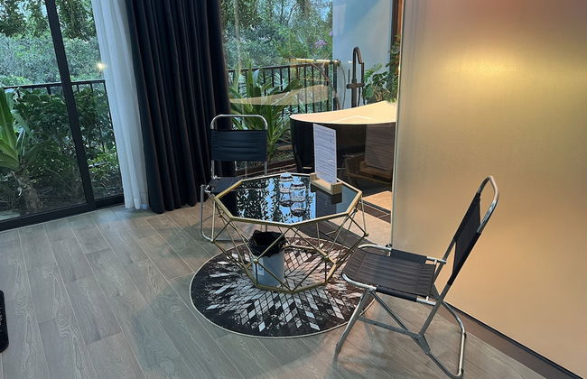 HALO ME Villa - Photo 19