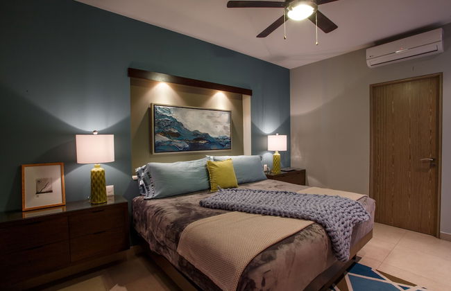 Designer Condo in Zona Romantica - Foto 2