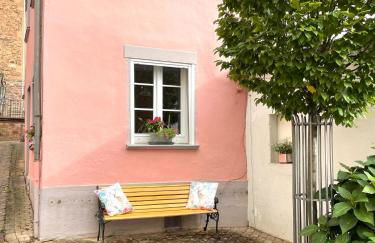 Uriges Ferienhaus in der Altstadt von Saarburg mit Sauna, Kinderspielecke, 1000Mbit Wlan, 1 Minute vom Wasserfall entfernt - Foto 3