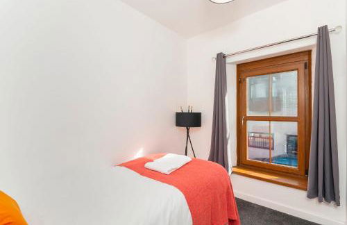 The SPACE Large House In Afan Forest Bike Park By STAE-Homes - Photo 23