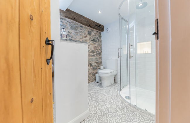 The Flags - Photo 17