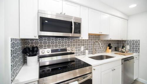 Fully Renovated house 10 min to Mayo Clinic - Photo 4