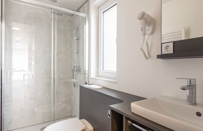 mit 2 Schlafzimmern - Foto 5