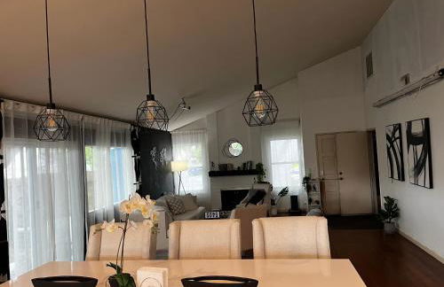 Spacious Home Steps from Huge Park and Outdoor Fun - Foto 15