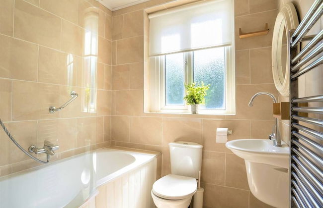 Charming 4-bed, Pet Friendly House in Liverpool - Foto 24