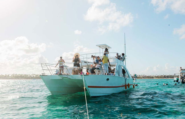 Punta Cana Party Boat - Photo 6