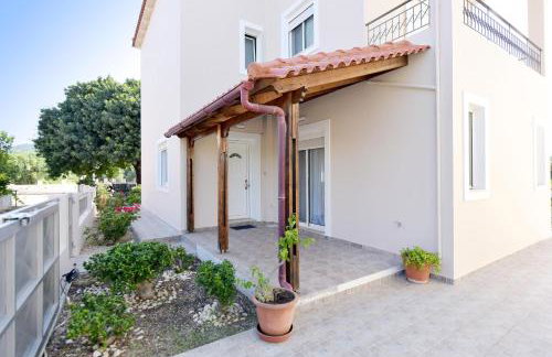 Seraina House - Photo 1