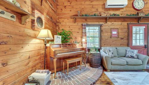 Family-Friendly Tyrone Cabin with Deck Near Hiking - Foto 5