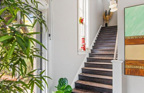 Train Depot - 2 Bed, 1 & Half Bath, Heart of Downtown, Washer & Dryer - Foto 2