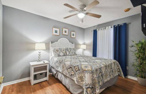 FABULOUS New Decor, Near Dis, Fireplace, Star Wars Children's BR, Next To Pool, LOW rates! - Foto 13