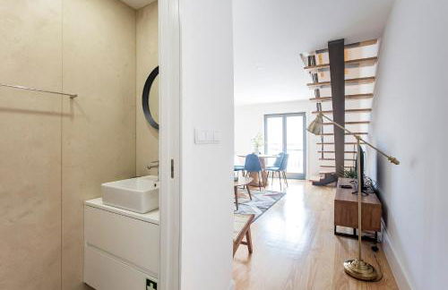 Bright 3BR Flat w/ AC in City Center by LovelyStay - Photo 20