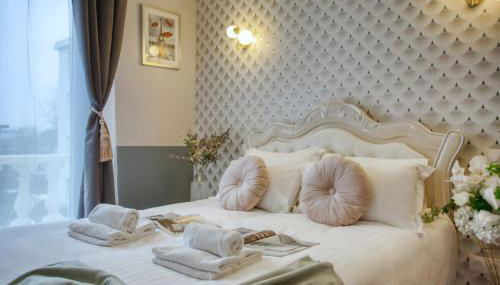 Large house ideal for groups families 12 people - Foto 3