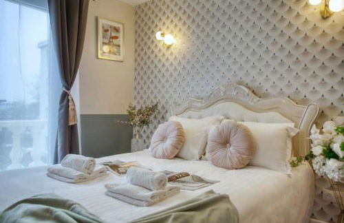 Large house ideal for groups families 12 people - Foto 3