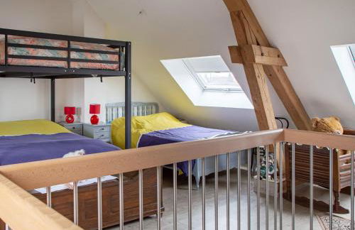 Renovated village house with enclosed garden - Foto 27