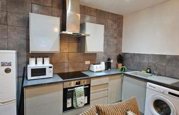 OG Stays VI- Free Wifi, Free Parking, 5mins walk to city center - Foto 8