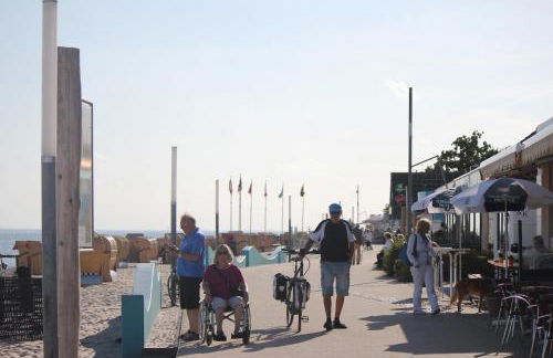 Silbermöwe im Kirschgarten - Foto 49