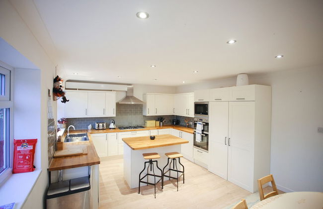 Business Park Lodge by Paymán Club - Photo 15