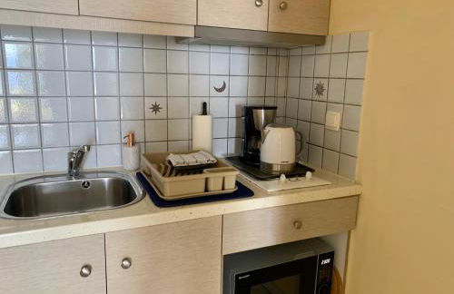 EviaXL Studios - Photo 22