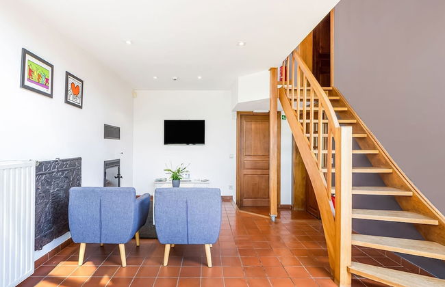 Plush Villa in La Roche-en-ardenne With Swimming Pool - Photo 2