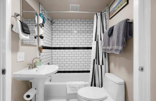 Charming and Cozy Private Home Walking Distance to Downtown - Foto 27