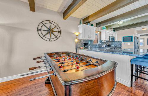 South Lake Retreat Deck Dock & Game Table - Foto 32