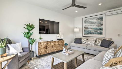 Spacious St George Townhome with Grill and Views! - Foto 2