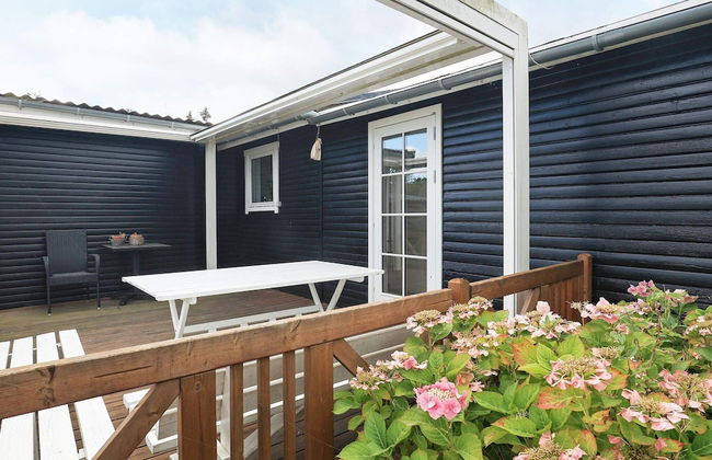 6 Person Holiday Home in Stroby - Foto 21