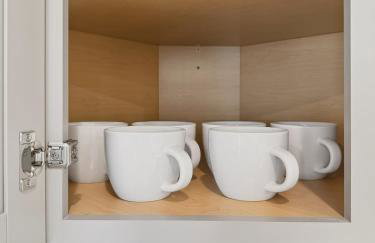 Luxe King Bed, Balcony, Garage in Downtown Raleigh - Foto 52