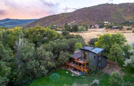 Glenwood Springs Mountain Getaway with Hot Tub and Riverfront - Foto 76