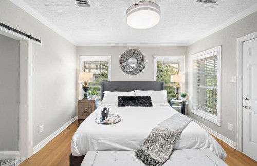 The Queen’s Gambit II - Photo 25