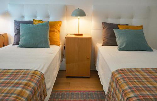 Lisbon Oriente River View w/ Balcony&Garage - Photo 26