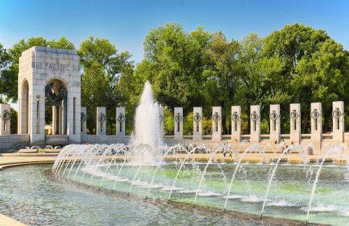 HEART of OLD TOWN Historic 2 BR Walk to KING ST - Foto 71