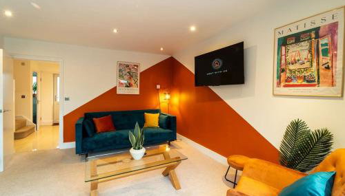 Comfortable Home with Free WiFi & Parking - Netflix -Ideal for Relocation - Foto 2