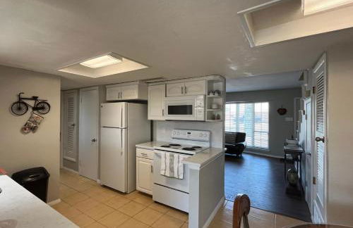 Cozy Townhome 5 Min to Airport - Foto 15