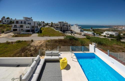 Silver Coast Beach Villa-Casa de Luxo com Piscina e Vista Mar - Photo 41