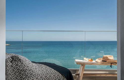 Khroma Luxury Suite 3- Beach front apartment - Photo 19