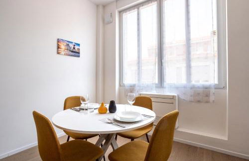 [Navigli - Center] Modern Suite, Fast Wi-Fi & Tram - Foto 10