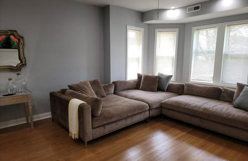 Beautiful Big 3 bedroom Quiet Apt near downtown - Foto 13