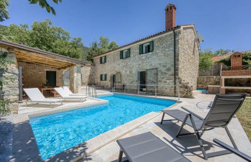 Stone Villa Galant with Pool - Happy Rentals - Foto 1