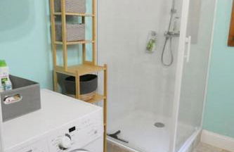 Elegant, Spacious Apartment in Historic Center of Tournon - Foto 33