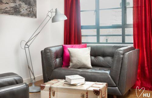 Boutique 1 Bdrm Duplex Suite on Marina 305 - Foto 1