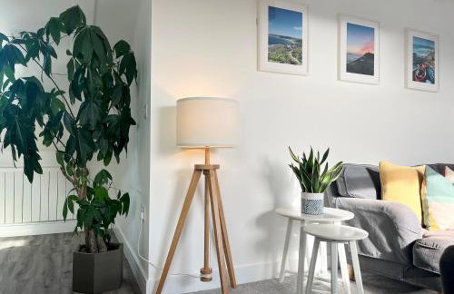 Stunning Penthouse in Penzance "Amazing Sea Views" - Photo 8