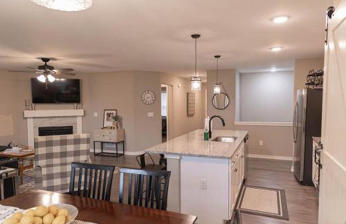 Brand New 3 Bedroom! - Foto 10