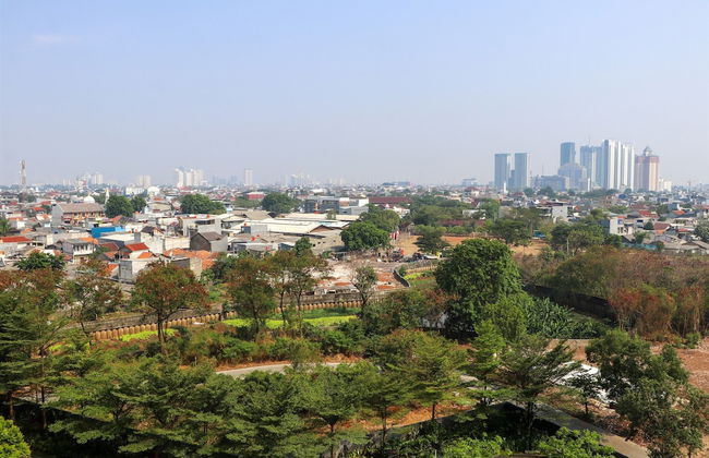 Strategic And Warm Studio At Ciputra International Apartment - Photo 18